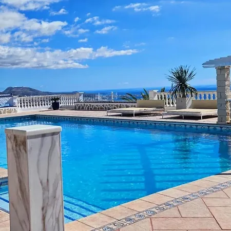 빌라 Private Luxury With Jacuzzi, Beach Bar, Pool *
