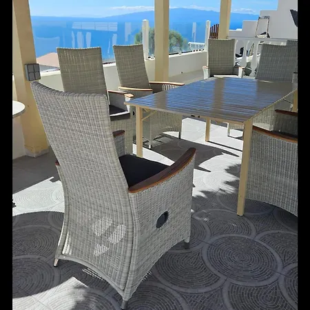 Private Luxury With Jacuzzi, Beach Bar, Pool Villa